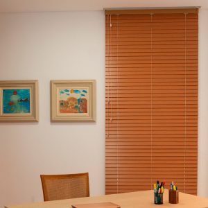 Persiana Horizontal de Madeira 50mm - Mel